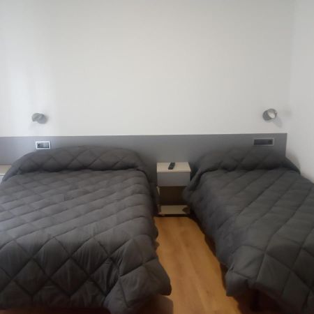 Hostal Outarelo Ουρένσε Εξωτερικό φωτογραφία
