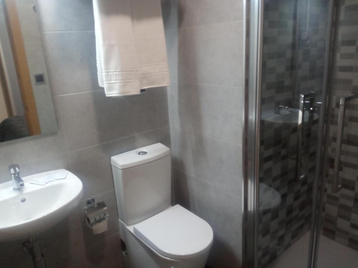 Hostal Outarelo Ουρένσε Εξωτερικό φωτογραφία