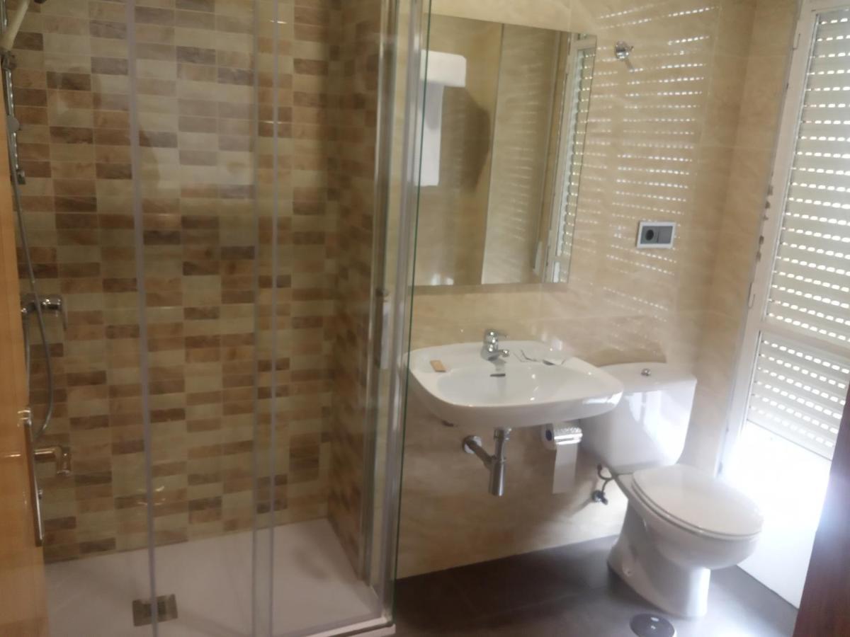 Hostal Outarelo Ουρένσε Εξωτερικό φωτογραφία